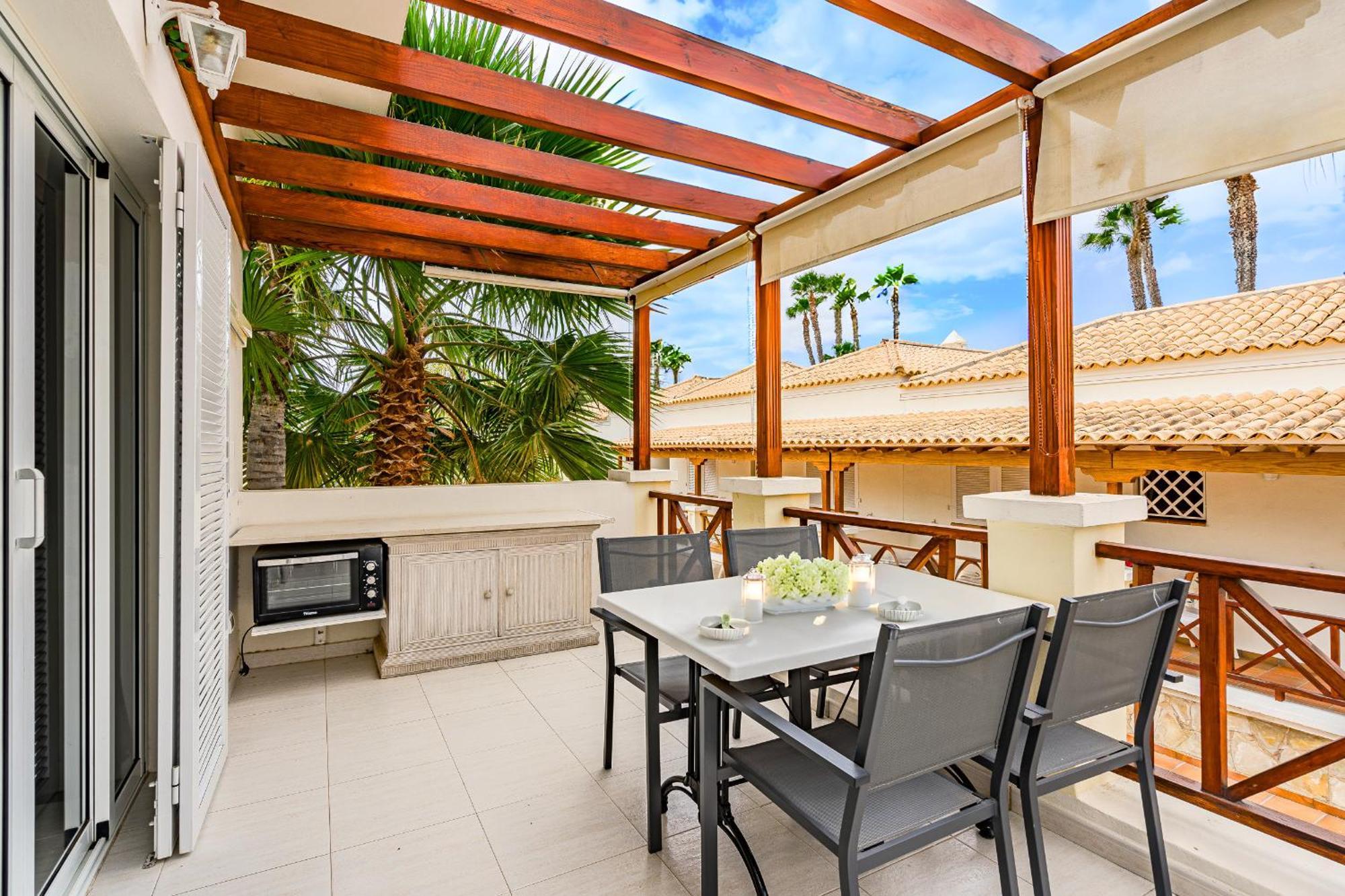 Chalet Playa De Las Americas Arona  Extérieur photo